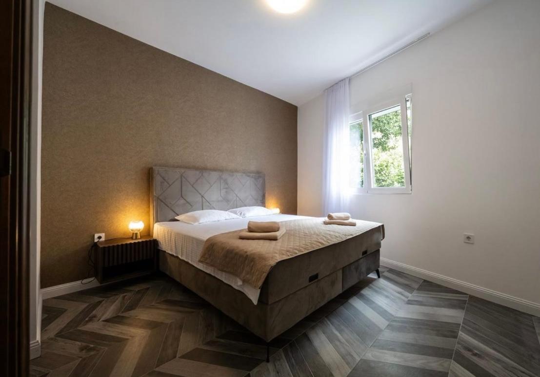 Luxury Apartment Vasilisa Kotor Eksteriør billede