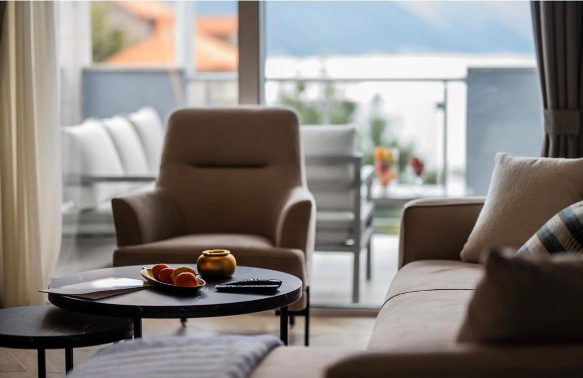 Luxury Apartment Vasilisa Kotor Eksteriør billede